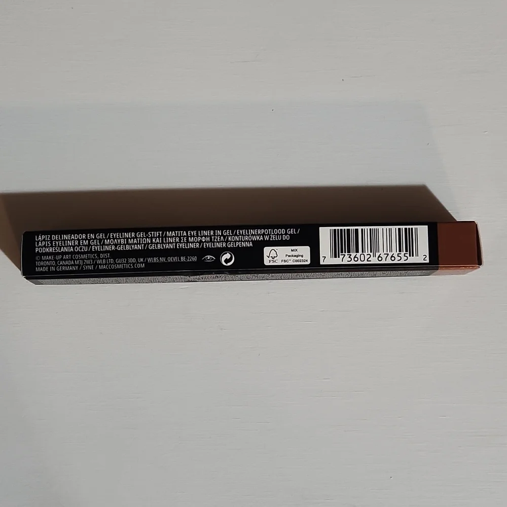 MAC Stage-5 Clinger Colour Express Gel Pencil Eye Liner